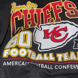 NWT NFL Kansas City Chiefs Short Hoodie Black Attached Hood Ladies Sz Large thumbnail 6