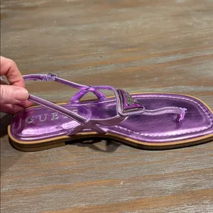 Guess Purple Metallic Logo‎ Sandals Size 6.5 | Y2K Square Toe Thong Flip Flops thumbnail 5