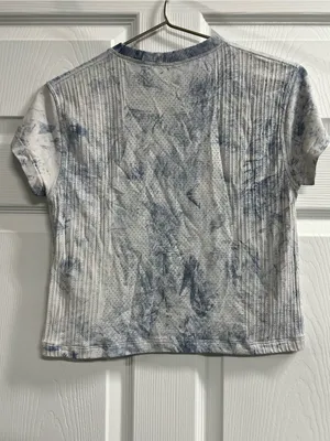 Lululemon White & Blue Tie Dye Train to Be Cropped Short Sleeve Top Size 8 VGUC thumbnail 2