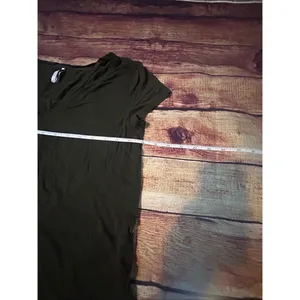 Z Supply Charcoal Grey V-neck Tshirt Size S thumbnail 3