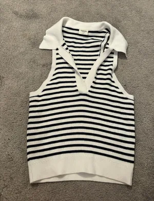Abercrombie Top thumbnail 1