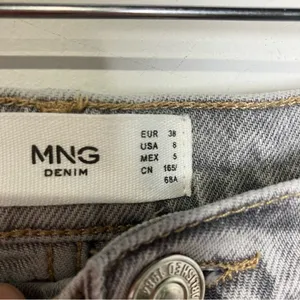 MNG denim mom jeans‎ gray acid wash size 8 thumbnail 4