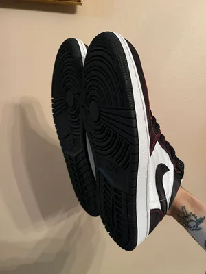 Air Jordan Wmns 1 Low SE Utility ‘White Black Red’ thumbnail 5