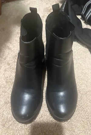 Soda Black booties thumbnail 1