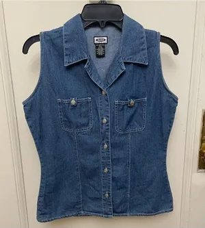 Vintage 1990s David Bitton Blue Denim Sleeveless Button Up Top thumbnail 1