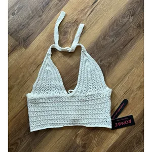 NWT Romwe Junior’s Crochet Halter Crop Top Size US 12‎ XL Festival Sexy Boho thumbnail 2