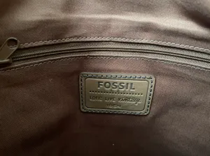 Fossil Crossbody Leather Purse thumbnail 4