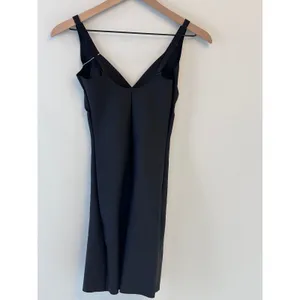 NWT skims body unlined plunge mid thigh bodysuit XL Onyx ( SOLD OUT) thumbnail 6