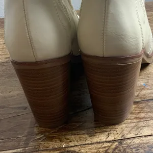 MIA Raylyn ivory western‎ boots stacked heel NWOT size 7 thumbnail 5