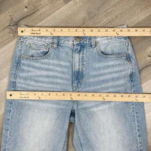 American Eagle Mom Jeans Women 6 Blue High Rise Straight Leg‎ Distressed Knee thumbnail 12