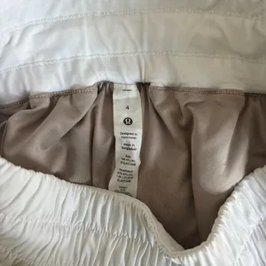Lululemon white track that HR shorts  thumbnail 6