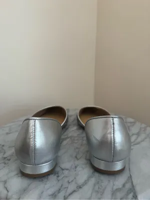 Talbots Leather D’Orsay Flats Women’s Size 7 Silver Perforated Pointed Toe thumbnail 4