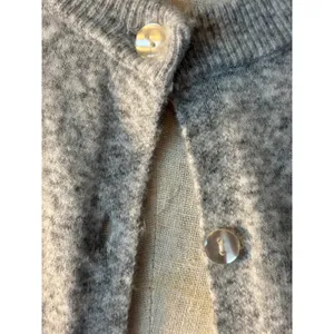 Studio B by Bobeau Gray Button Front Crew Neck Cardigan Sweater Small thumbnail 2