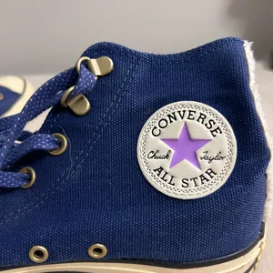 ⭐ Converse Chuck Taylor All Star High Top Blue Sherpa Lined Women’s 8 thumbnail 5