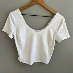 Lululemon Align Tee Short Sleeve Cropped Top White Size 6 V-Neck Open Back Shirt thumbnail 4