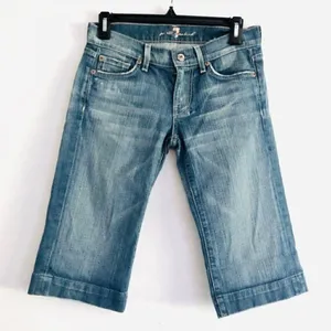 7 For All Mankind Capri Jeans 25 Dojo Cropped Distressed Medium Blue Vacation thumbnail 5