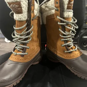 The North Face Shellista Water Proof Brown and Cream Snow Boots thumbnail 5