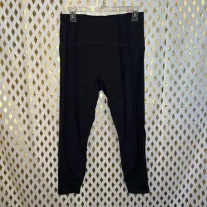 Fabletics leggings and flared pants bundle set size L ￼ thumbnail 5