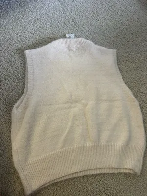 Boutique Sweater vest thumbnail 2