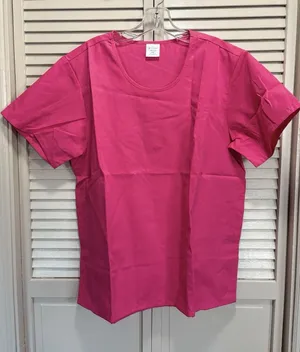Encompass Scrub Top Pink Scoop Neck Size S/M NWT Short Sleeve Medical Work‎ thumbnail 1