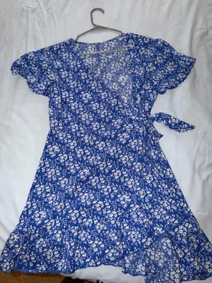 Amazon Women’s Blue Floral Dress thumbnail 1