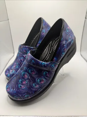 Easy Works by Easy Street Purple Peacock Print Clogs Slip Resistant Size thumbnail 2