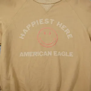 American Eagle Happiest Here Smiley Face Sweatshirt Tan Cozy Loungewear Casual‎ thumbnail 2