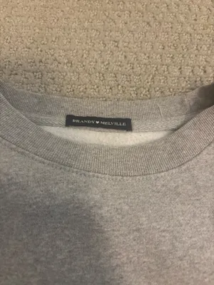 Brandy Melville Crewneck Sweatshirt thumbnail 3