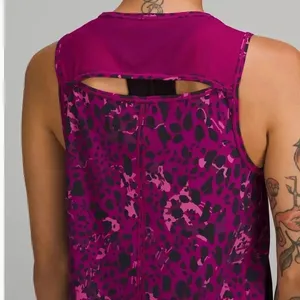 Lululemon Sculpt Tank Top Size 2 Cheetah Camo Magenta Purple Multi/Magenta thumbnail 8