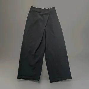 Lululemon Black Wide Leg Pants Women Size Small Asymmetrical Wrap Front Crop thumbnail 2