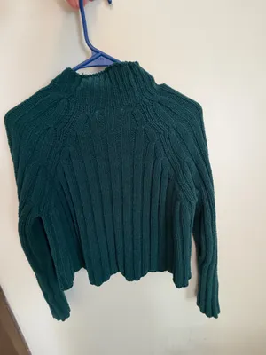 American Eagle Outfitters Sweater thumbnail 2