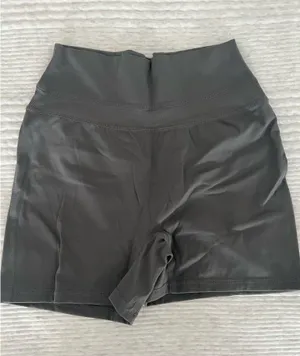 Alphalete Shorts thumbnail 1