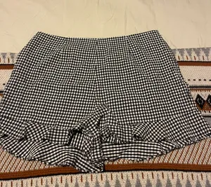 Gingham Linen Shorts thumbnail 1