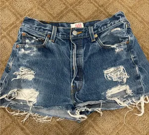 Levi's Original 501 Ripped Blue Jean Shorts thumbnail 1
