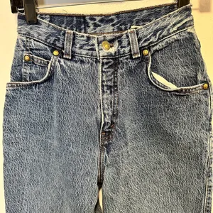 Levi’s mom jeans 90s vintage stonewash denim high rise blue jeans women’s jeans! thumbnail 2
