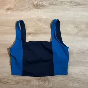 Sincerely‎ Jules Shades of Blue Colorblock Sports Bra Size Medium thumbnail 8