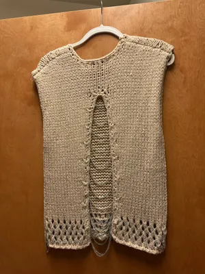 Zara knit tank top knit tank top sweater, open back detail thumbnail 2