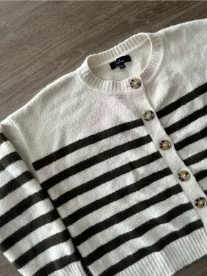 Lulus Knit Cardigan Womens Medium Ivory Olive Striped Fuzzy Wool Blend Cropped thumbnail 8