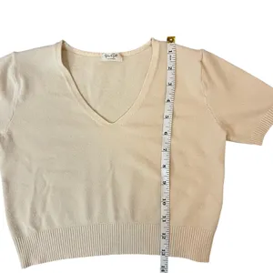 Brandy Melville John Galt Cream Cropped Top Knit VNeck Minimalist Preppy Sz XS-S thumbnail 5
