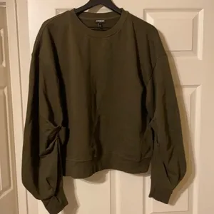 NWOT Express pull-over ruched long sleeve sweatshirt thumbnail 1
