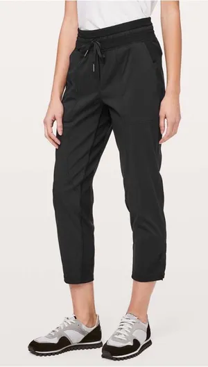 Lululemon Dance Studio Crop *25" Black Size 8 thumbnail 1