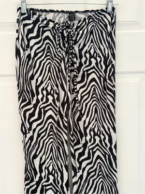 SHEIN Black and White Zebra Print Wide Leg Pants thumbnail 2