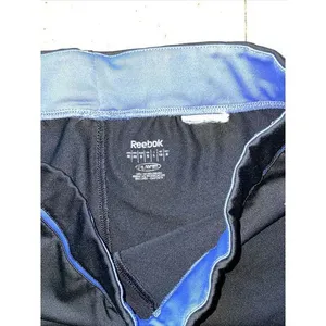 Reebok Women's Size Small Capri‎ Yoga Leggings Black Blue thumbnail 2