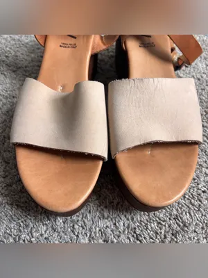 220V Italian Leather Beige Nubuck Wood Wedge Sandals Size 41 Beautiful 220V thumbnail 4