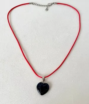 Heart Stone Necklace Black thumbnail 1