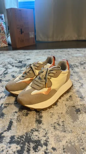 DV by Dolce Vita sneakers thumbnail 7