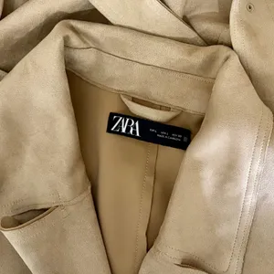 ZARA Faux Suede Trench Coat Belted Jacket Solid Tan Brown Pockets Outdoors Large thumbnail 12