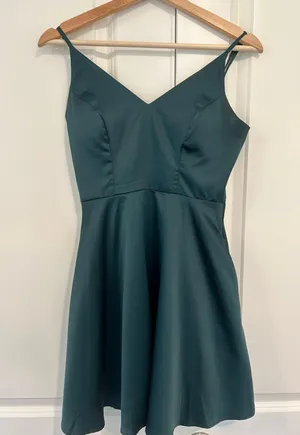 Green Short Dress Size 4 thumbnail 2