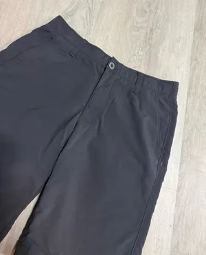 Under armour black shorts  thumbnail 2