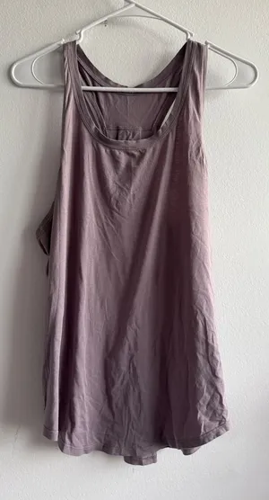 Lululemon Womens Racerback Tank Top Purple‎ Pleated Back Curved Hem Activewear thumbnail 1